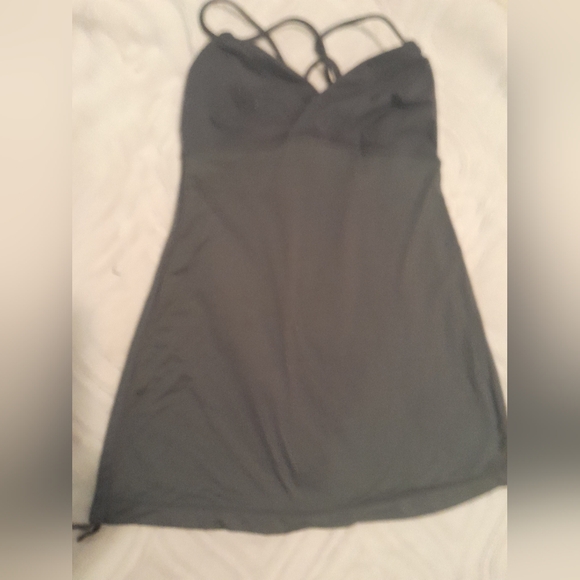 Lululemon yoga tops - Picture 1 of 14